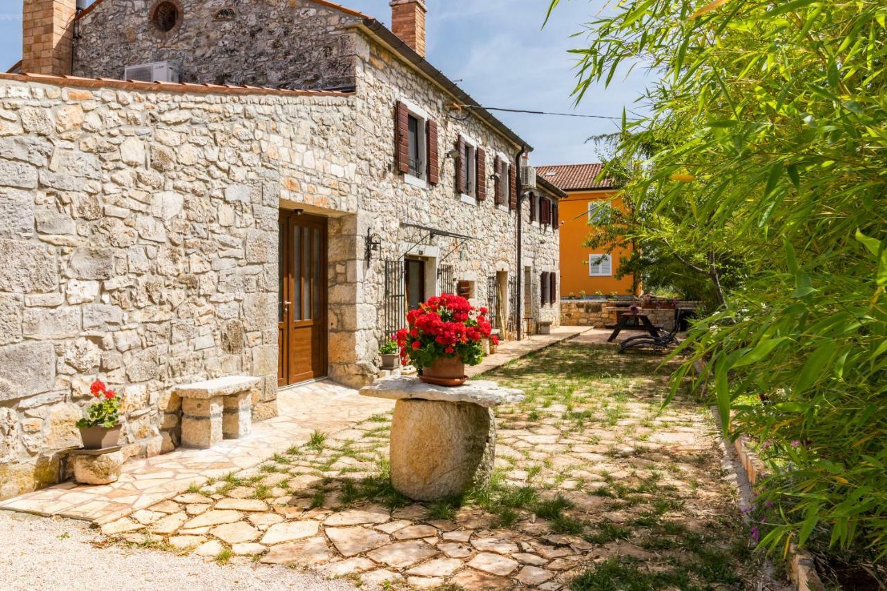 Old Istrian Home Martina Porec Exterior photo